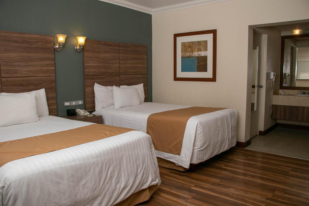 Best Western Cumbres Inn Cd. Cuauhtemoc ภายนอก รูปภาพ
