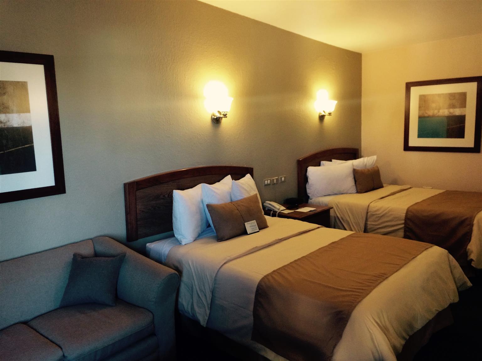 Best Western Cumbres Inn Cd. Cuauhtemoc ภายนอก รูปภาพ