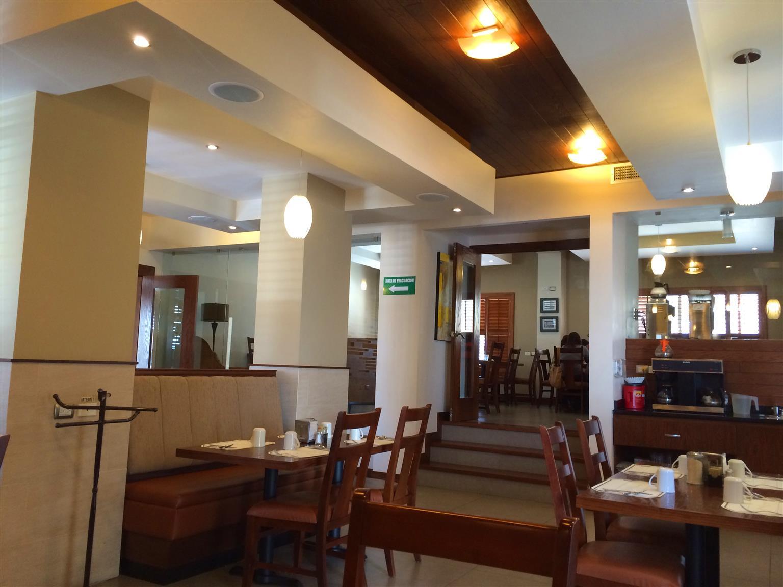 Best Western Cumbres Inn Cd. Cuauhtemoc ภายนอก รูปภาพ