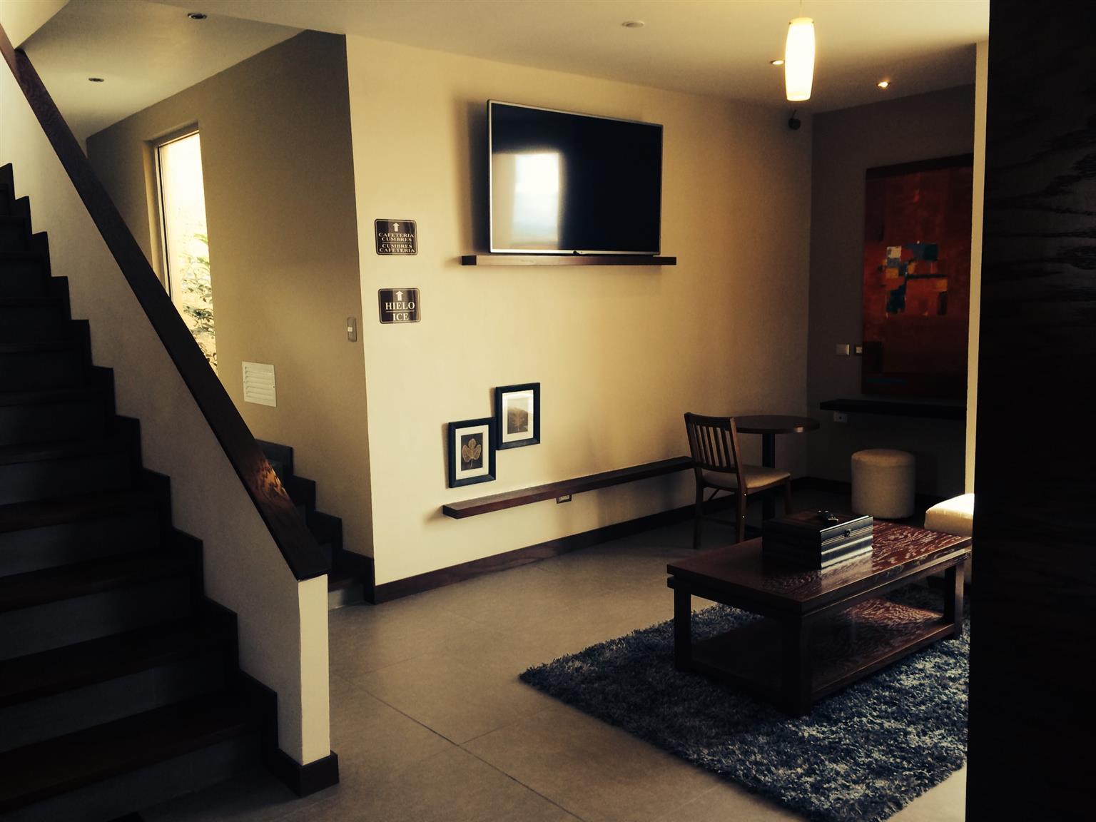 Best Western Cumbres Inn Cd. Cuauhtemoc ภายนอก รูปภาพ