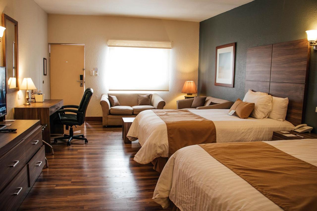 Best Western Cumbres Inn Cd. Cuauhtemoc ภายนอก รูปภาพ